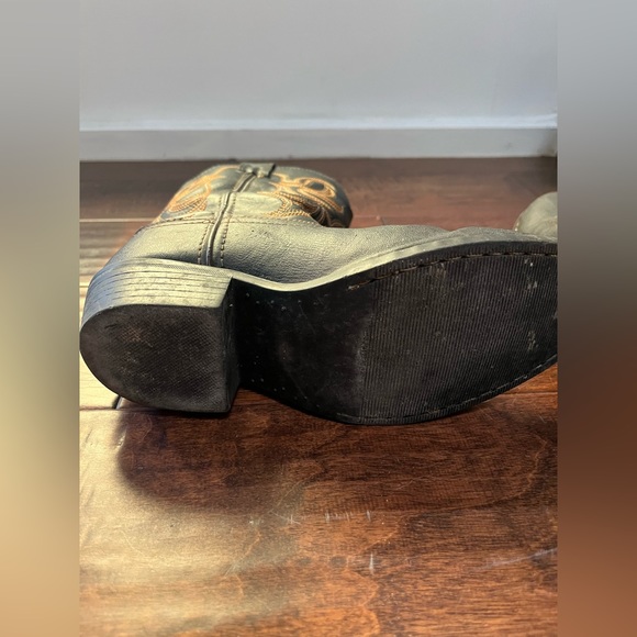 Smoky Mountain Boots | Western Toe | Genuine Leather Material| Man-Made Lining - Picture 6 of 9